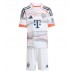 Bayern Munich Michael Olise #17 Vonkajší Detský futbalový dres 2025-26 Krátky Rukáv (+ trenírky)